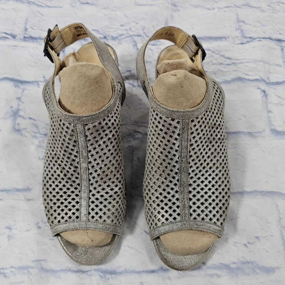 Paul Green Lois Slingback Sandals Size 7.5 Silver Metallic Laser Cut Block Heel